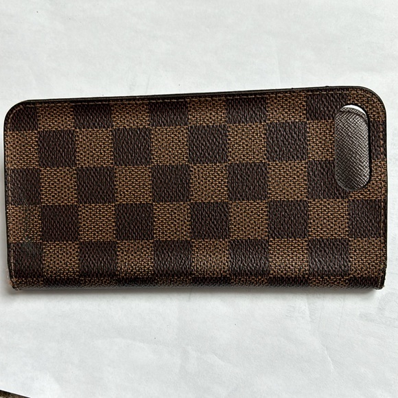 LV phone holder - Picture 3 of 6
